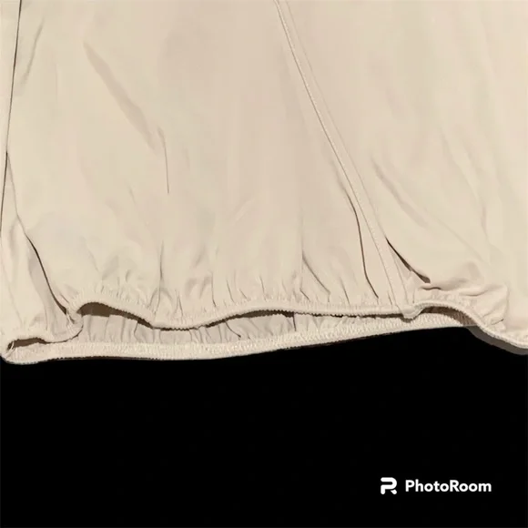 Double Zero Tank - Picture 6 of 8